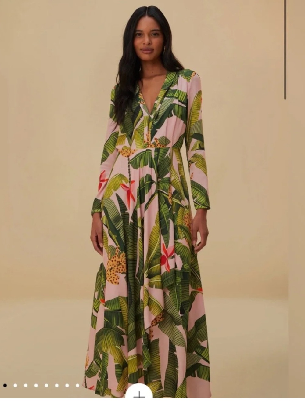 This is a FARM Rio pink maxi dress featuring a vibrant green banana M